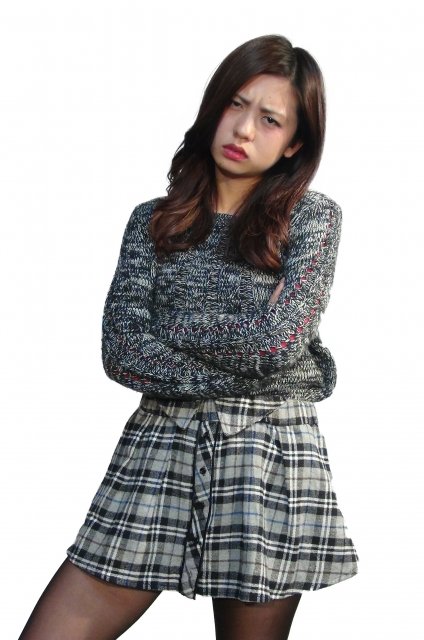 ポーズをとる若い女性.jpg